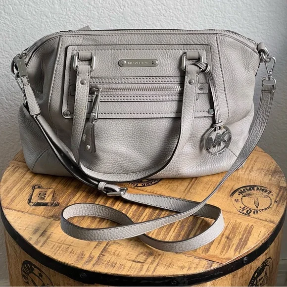 Michael Kors Gilmore East West Satchel Pebbled Leather Bag - Picture 5 of 17